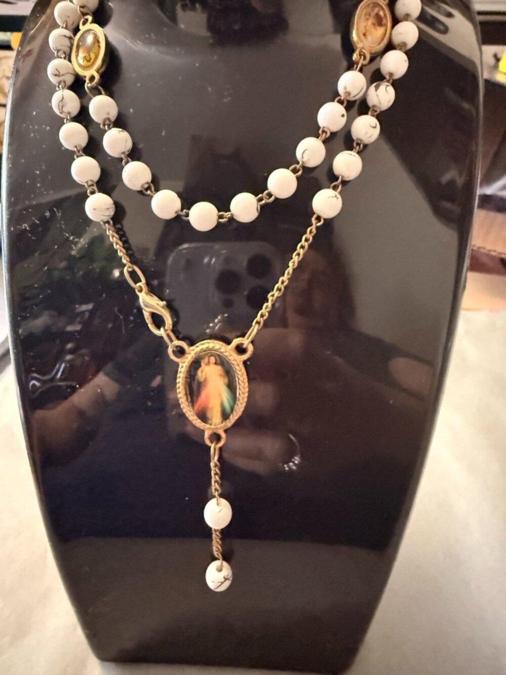 Vintage Catholic Rosary White Marbled Beads Multi Saint Medals Divine Mercy Gold